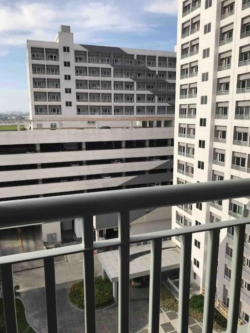 Trig Place At Grace Residence In Taguig City Manila Exterior foto
